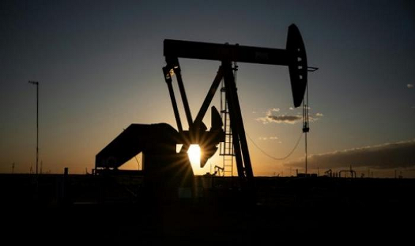 أسعار النفط ترتفع بفضل بيانات قوية