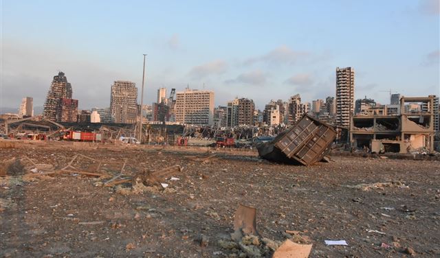 بالصور: مرفأ بيروت من الفضاء... قبل الانفجار وبعده