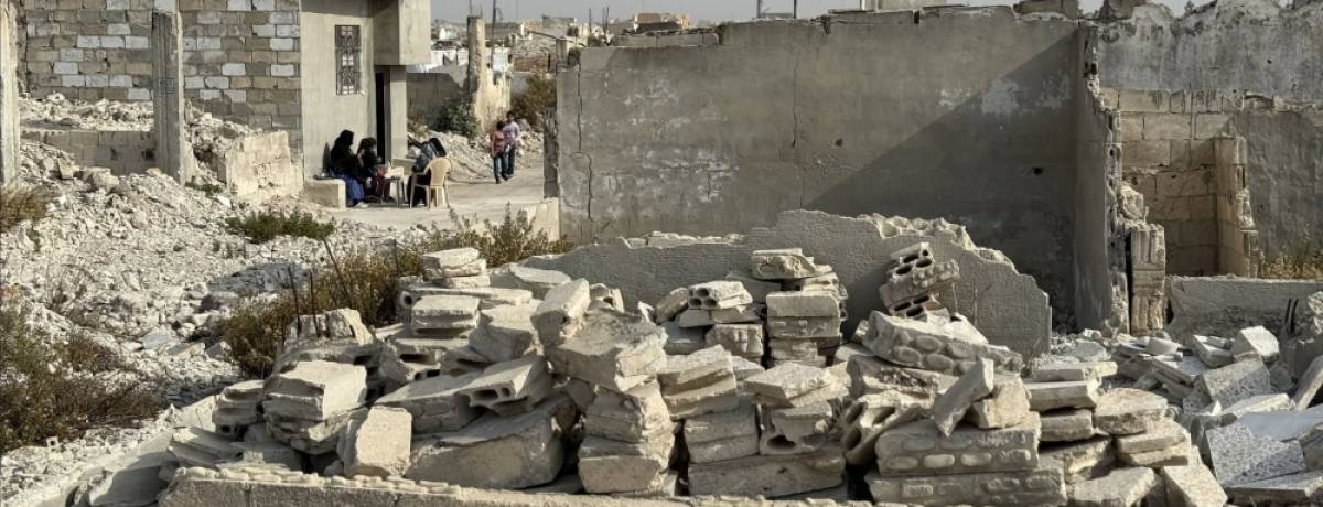 حمص.. العثور على المقبرة الجماعية الثامنة في حي "كرم الزيتون" المنكوب
