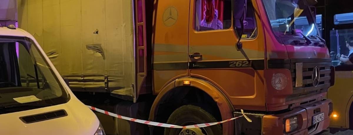 إسطنبول: وفاة مواطن سوري في حادث سير أليم بين سكوتر وشاحنة بـ "باغجلار"