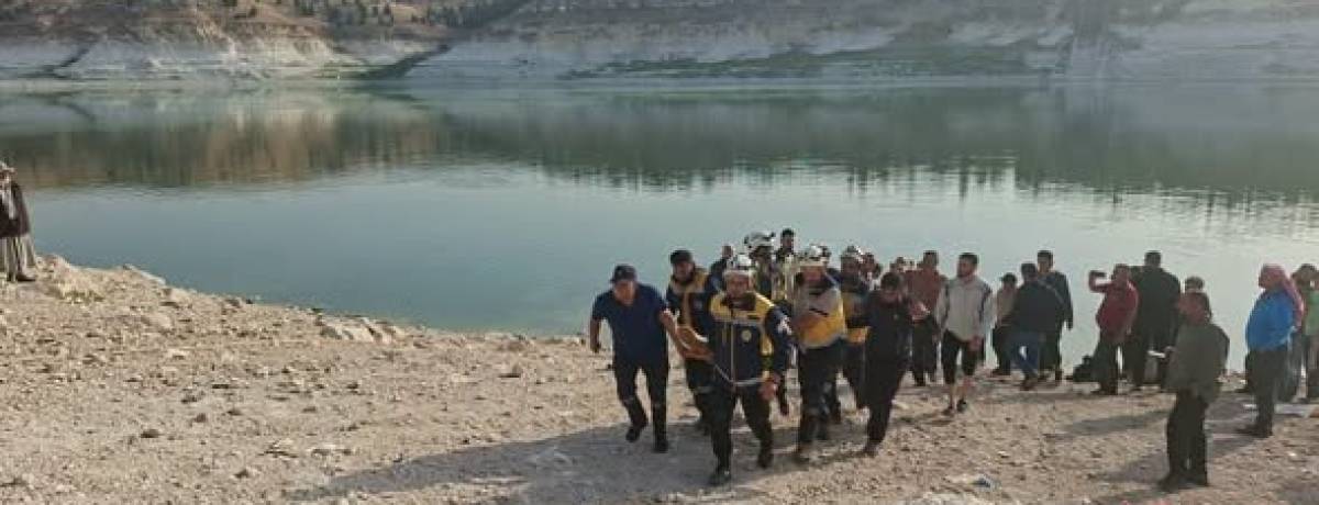 انزلاق سيارة في بحيرة سد الرستن ينتهي بوفاة سائقها بريف حمص