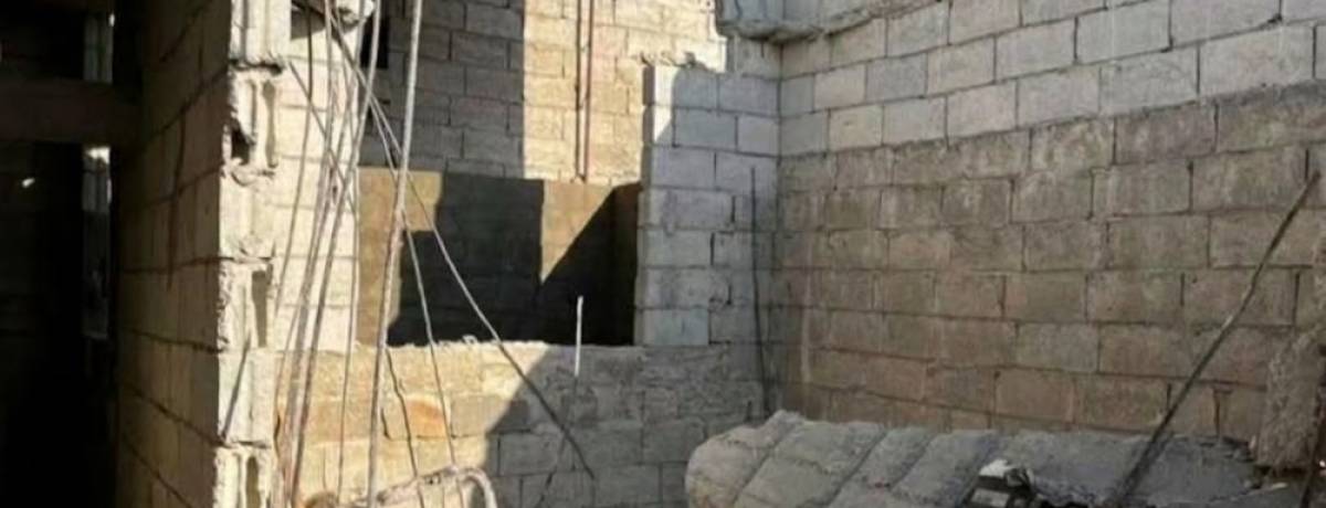 كارثة سكنية في "مشاع الفروسية".. 7 إصابات من عائلة واحدة إثر انهيار سقف بناء بحماة