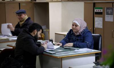 من الليرة إلى القطع الأجنبي.. تحول جديد في سوق التأمين السوري