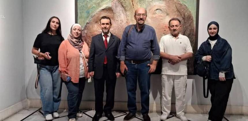 أزمة "احتكار المناصب وصالات العرض" تهز اتحاد الفنانين التشكيليين السوريين.