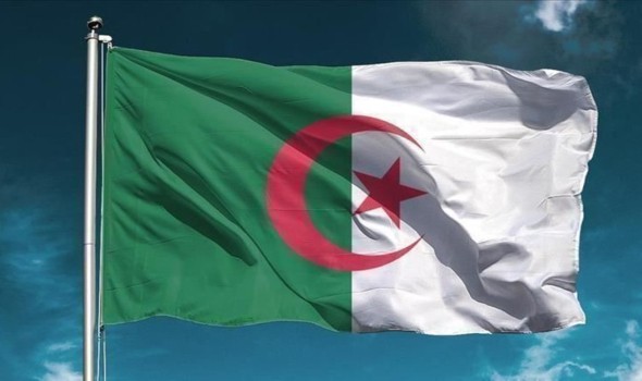 وزير المال الجزائري يكشف عن سبب نقص السيولة في البلاد