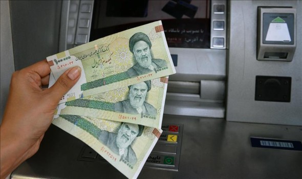 الريال الإيراني يواصل الهبوط أمام الدولار ويُسجل أدنى مستوياته منذ 2018