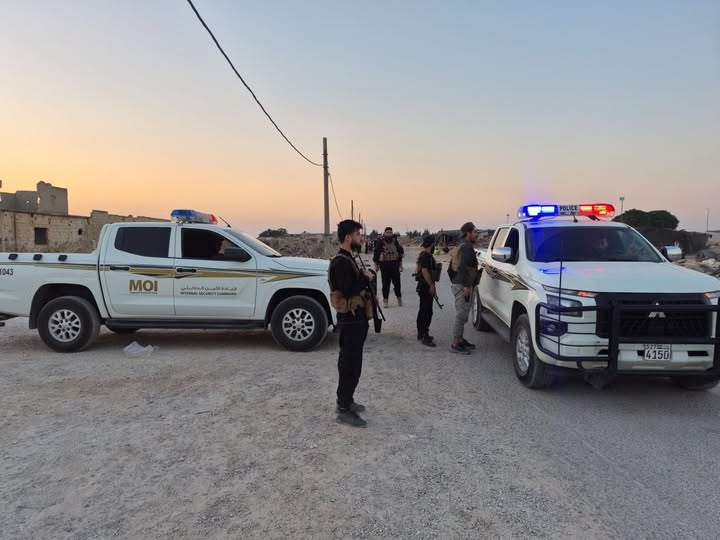 فوضى السلاح المنفلت تحصد أرواح الأبرياء في حمص: اشتباكات دموية تعيد إحياء تركة النظام البائد