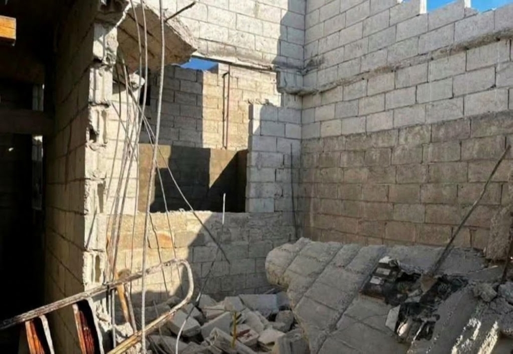 كارثة سكنية في "مشاع الفروسية".. 7 إصابات من عائلة واحدة إثر انهيار سقف بناء بحماة